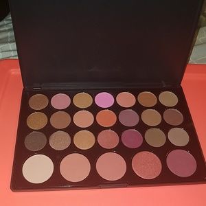 bh cosmetics blushed neutrals